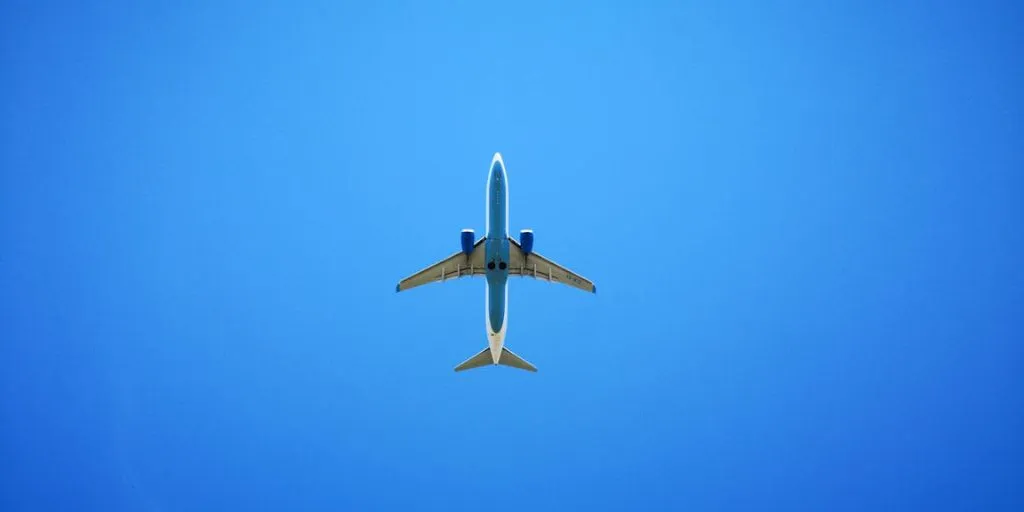 Para alcanzar un objetivo de largo plazo haces uso de un avión, de lo contrario, nunca llegarías